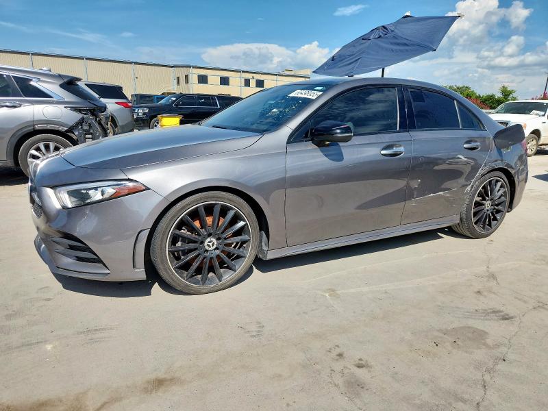 2019 MERCEDES-BENZ A 220, null