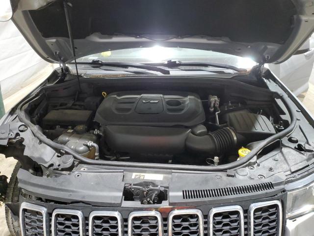 1C4RJFAG6JC147524 - 2018 JEEP GRAND CHER LAREDO SILVER photo 12