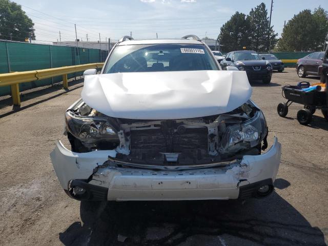 JF2SHADC6DG400896 - 2013 SUBARU FORESTER 2.5X PREMIUM WHITE photo 5