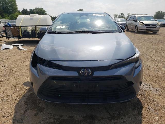 JTDBCMFE6P3005884 - 2023 TOYOTA COROLLA LE 蓝色 照片 5