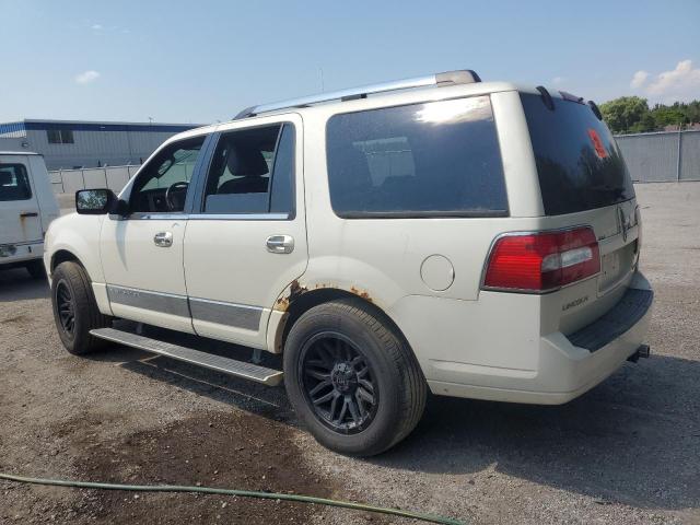 5LMFU28587LJ01511 - 2007 LINCOLN NAVIGATOR WHITE photo 2