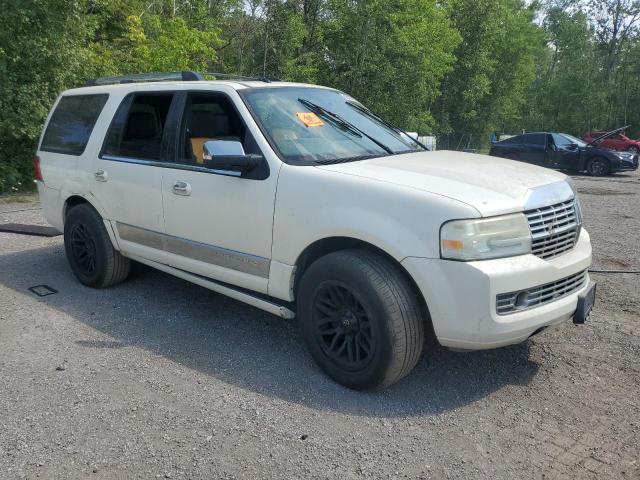 5LMFU28587LJ01511 - 2007 LINCOLN NAVIGATOR WHITE photo 4