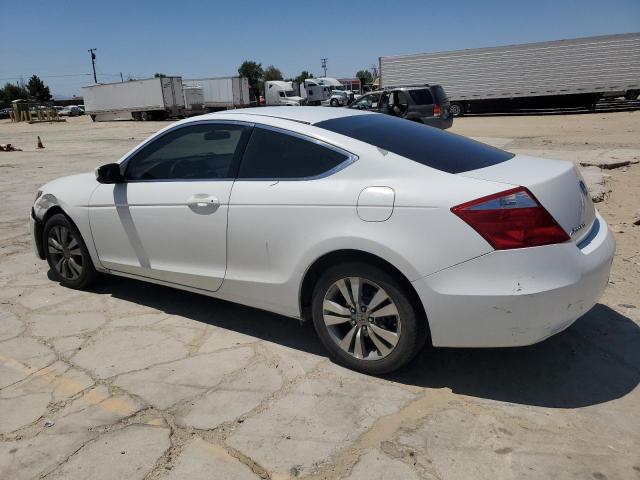 1HGCS12309A022643 - 2009 HONDA ACCORD LX WHITE photo 2