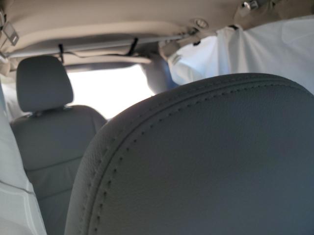 5TDYZ3DC6JS905355 - 2018 TOYOTA SIENNA XLE Белый фото 11