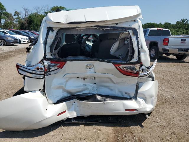 5TDYZ3DC6JS905355 - 2018 TOYOTA SIENNA XLE Белый фото 6