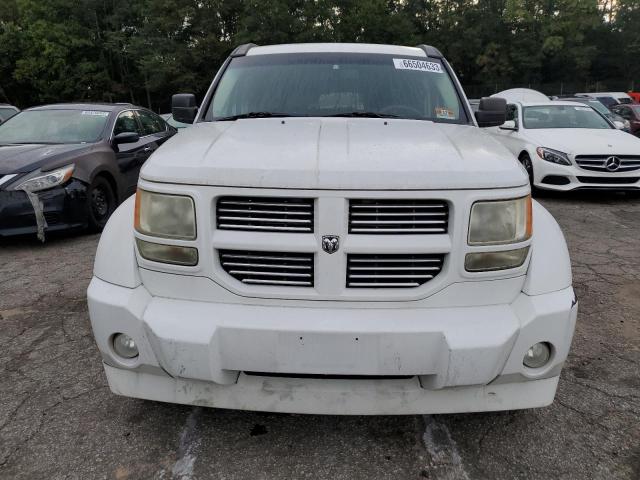 1D4PU5GK8BW565056 - 2011 DODGE NITRO SXT WHITE photo 5