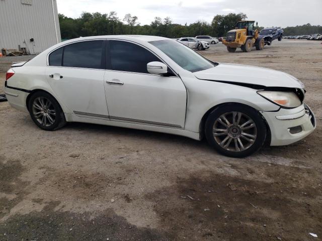 KMHGC4DF8AU105693 - 2010 HYUNDAI GENESIS 4.6L WHITE photo 4