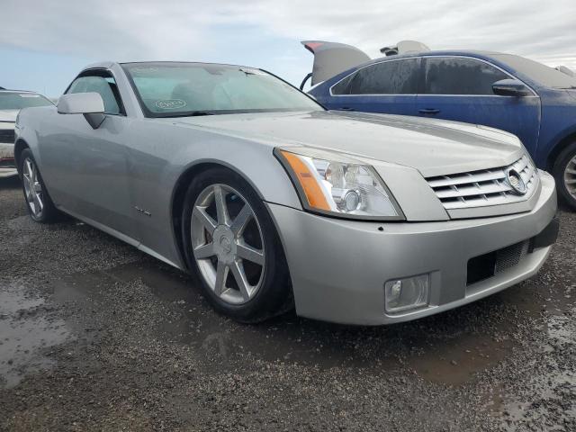 1G6YV34A545602056 - 2004 CADILLAC XLR SILVER photo 4