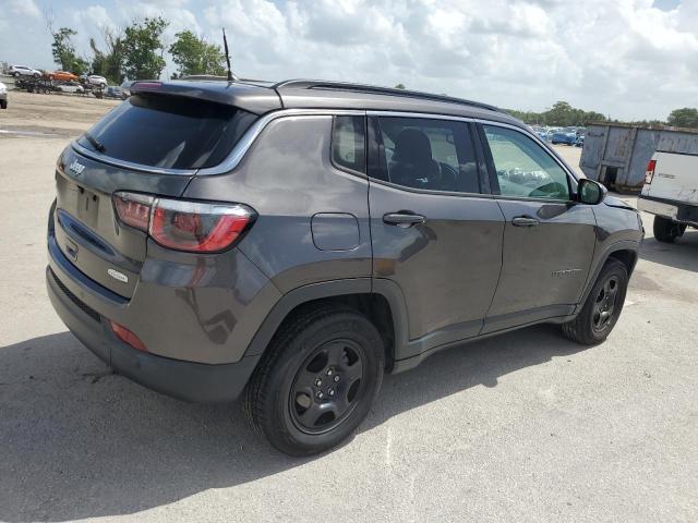 3C4NJCBB2JT181951 - 2018 JEEP COMPASS LATITUDE ნაცრისფერი ფოტო 3