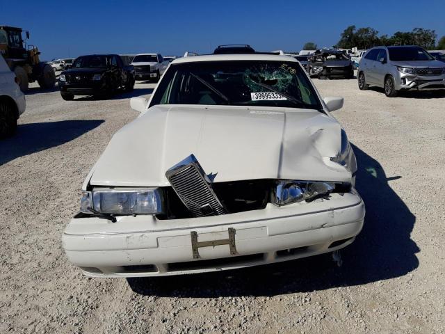 YV1KW9609W1047172 - 1998 VOLVO V90 WHITE photo 5