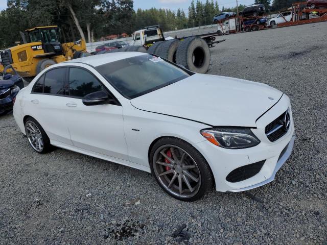 55SWF6EB8GU107961 - 2016 MERCEDES-BENZ C 450 4MATIC AMG WHITE photo 4