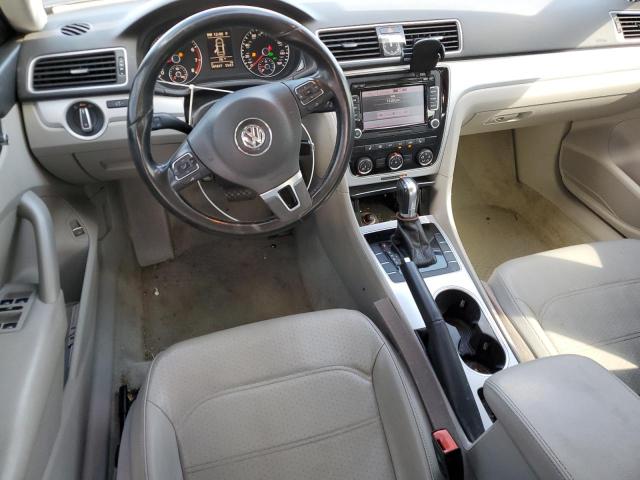 1VWBH7A36DC049207 - 2013 VOLKSWAGEN PASSAT SE GRAY photo 8