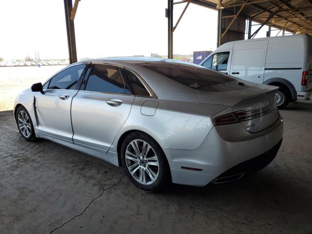3LN6L2GK5DR816868 - 2013 LINCOLN MKZ SILVER photo 2