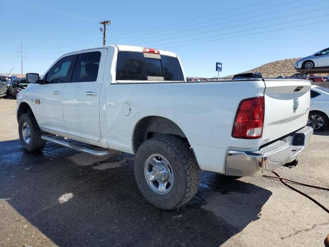 3D7UT2CL8BG610498 - 2011 DODGE RAM 2500 WHITE photo 2