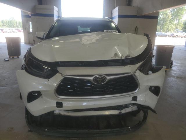 5TDGZRAH1MS519669 - 2021 TOYOTA HIGHLANDER XLE WHITE photo 5