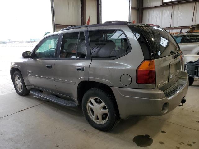 1GKDT13S652225650 - 2005 GMC ENVOY GRAY photo 2