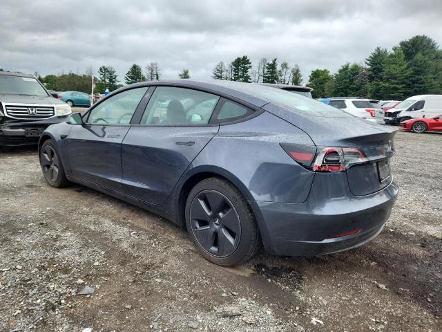 5YJ3E1EB2PF595198 - 2023 TESLA MODEL 3 GRAY photo 2