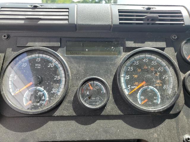 1FUGGED58FLGC1952 - 2015 FREIGHTLINER CASCADIA WHITE photo 8