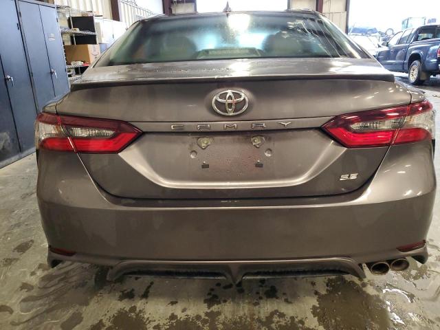 4T1G11AKXPU122588 - 2023 TOYOTA CAMRY SE NIGHT SHADE GRAY photo 6