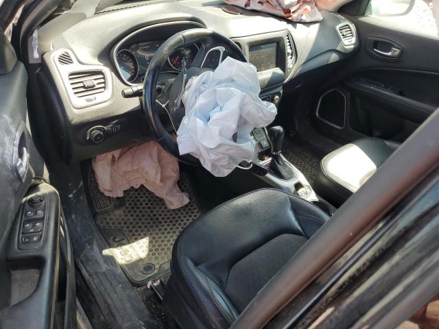 3C4NJDBB2JT115986 - 2018 JEEP COMPASS LATITUDE Qara foto 8