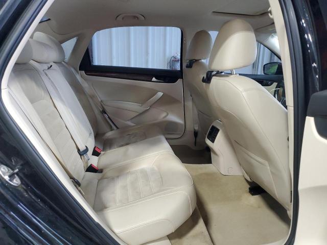 1VWCN7A32DC046172 - 2013 VOLKSWAGEN PASSAT SEL BLACK photo 10