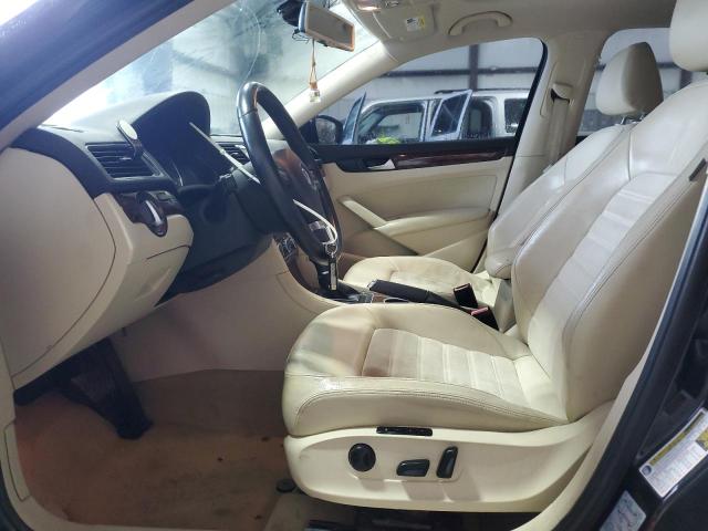 1VWCN7A32DC046172 - 2013 VOLKSWAGEN PASSAT SEL BLACK photo 7