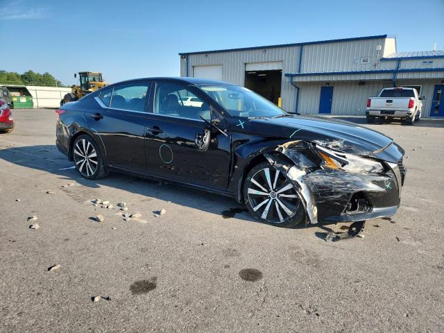 1N4BL4CV8NN348532 - 2022 NISSAN ALTIMA SR 黑色 照片 4