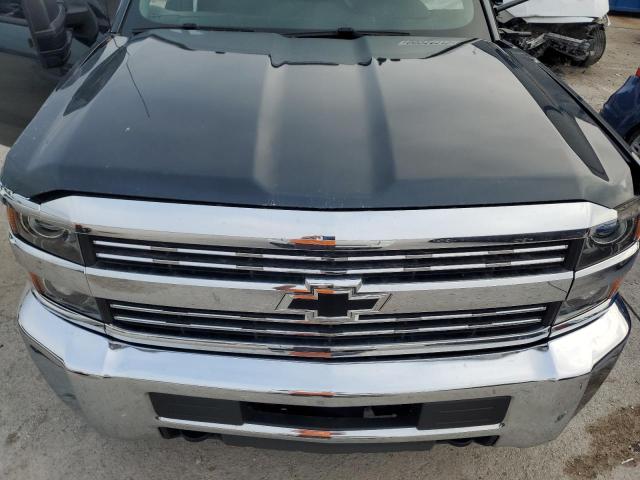 1GC2KUEG1HZ188311 - 2017 CHEVROLET SILVERADO K2500 HEAVY DUTY GRAY photo 11