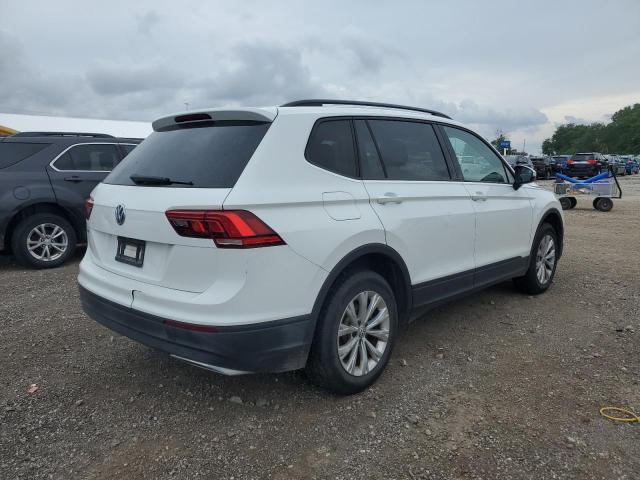 3VV0B7AX6KM063331 - 2019 VOLKSWAGEN TIGUAN S WHITE photo 3