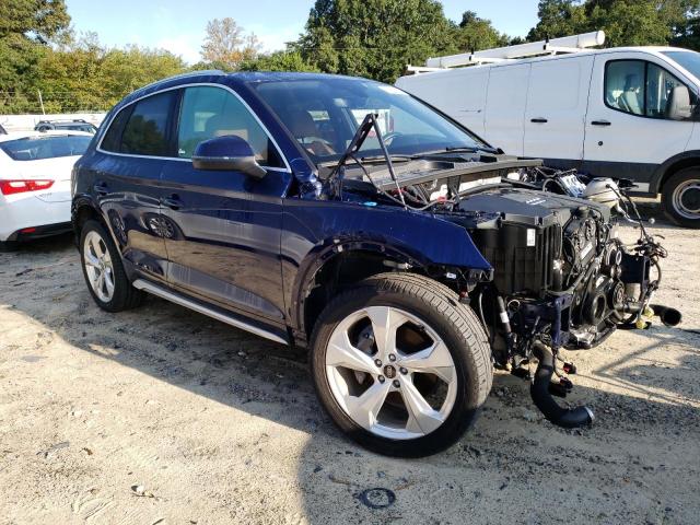 WA1CAAFY0M2059194 - 2021 AUDI Q5 PRESTIGE BLUE photo 4