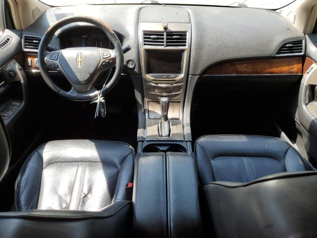 2LMDJ8JK6DBL16827 - 2013 LINCOLN MKX WHITE photo 8