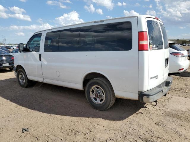 1GKFG15ZX71157322 - 2007 GMC SAVANA G1500 WHITE photo 2