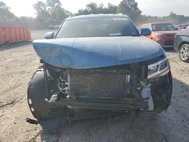 1V21E2CA5LC219432 - 2020 VOLKSWAGEN ATLAS CROS SE ლურჯი ფოტო 5