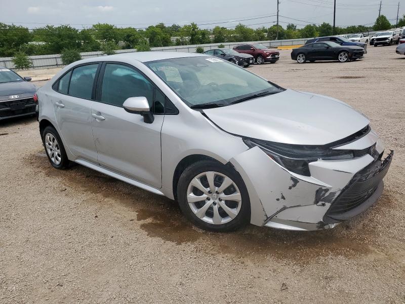 5YFB4MDE8RP117578 - 2024 TOYOTA COROLLA LE 银色 照片 4