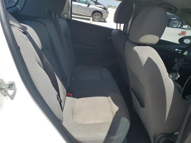 1G1JA6SH3E4243916 - 2014 CHEVROLET SONIC LS თეთრი ფოტო 11