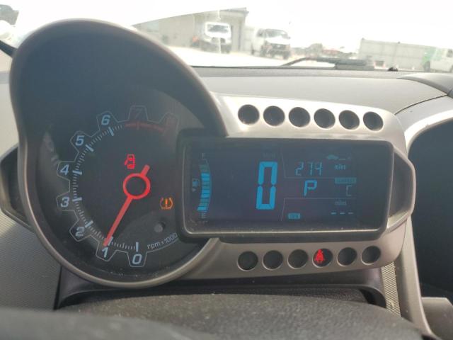 1G1JA6SH3E4243916 - 2014 CHEVROLET SONIC LS თეთრი ფოტო 9