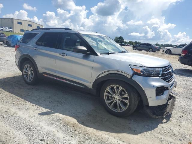 1FMSK8DH8NGA97685 - 2022 FORD EXPLORER XLT Серебристый фото 4