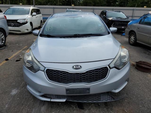 KNAFK4A67F5329382 - 2015 KIA FORTE LX SILVER photo 5