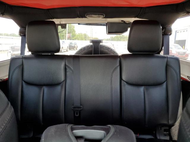 1C4HJWEGXEL324409 - 2014 JEEP WRANGLER U SAHARA RED photo 10