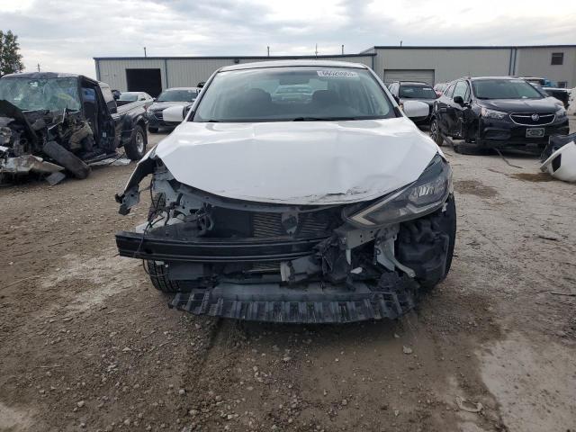 3N1AB7AP6JY327581 - 2018 NISSAN SENTRA S WHITE photo 5