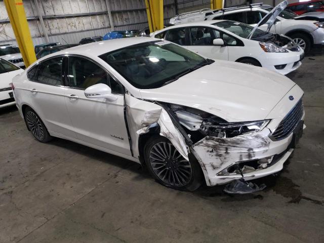 3FA6P0RU9JR120060 - 2018 FORD FUSION TITANIUM/PLATINUM HEV WHITE photo 4