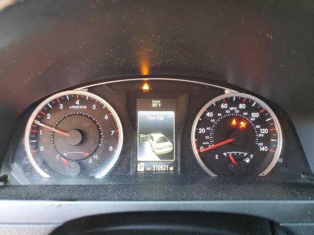 4T1BF1FK8FU492814 - 2015 TOYOTA CAMRY LE GRAY photo 9