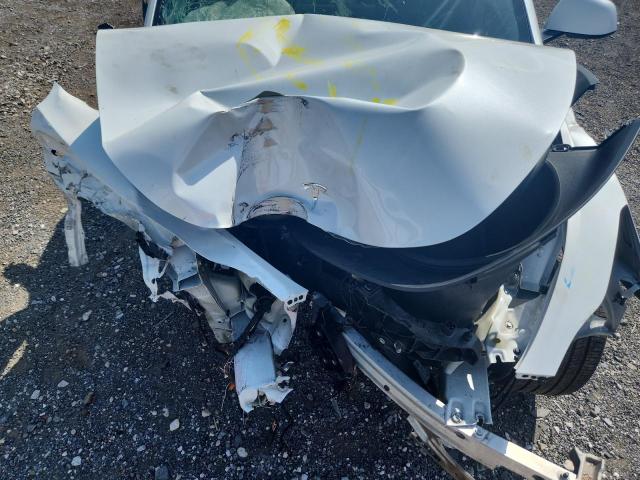 7SAYGDED8SA366374 - 2025 TESLA MODEL Y WHITE photo 12