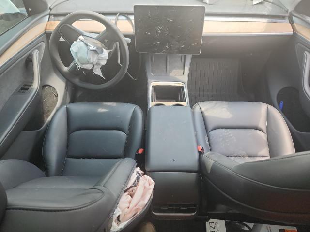 7SAYGDED8SA366374 - 2025 TESLA MODEL Y WHITE photo 8