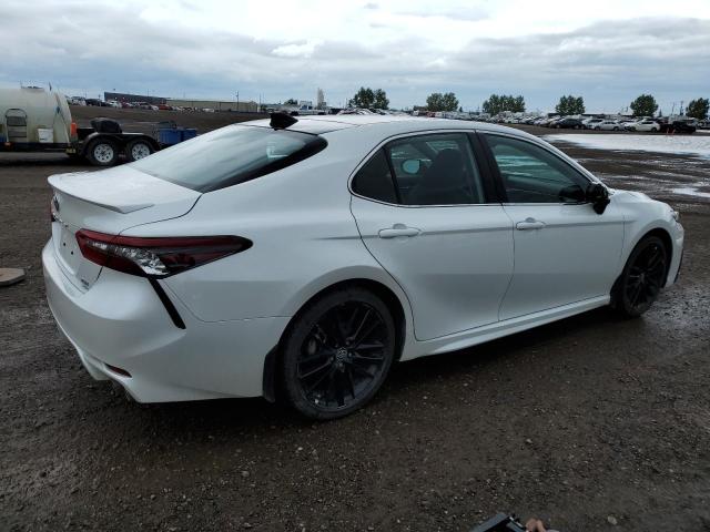 4T1K61BK5RU113360 - 2024 TOYOTA CAMRY XSE 白色 照片 3