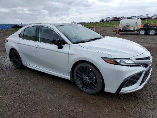 4T1K61BK5RU113360 - 2024 TOYOTA CAMRY XSE 白色 照片 4
