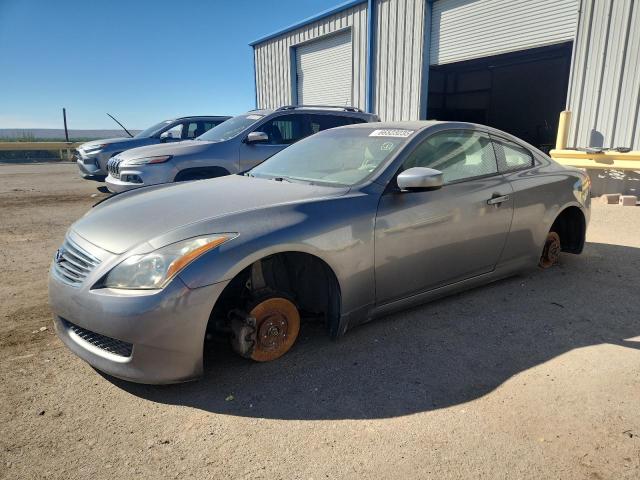 2010 INFINITI G37, 