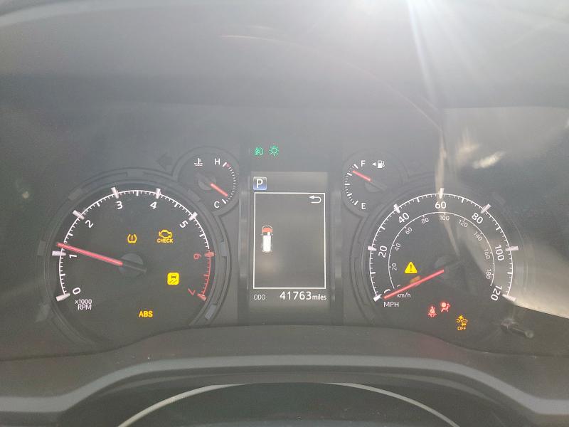 JTEEU5JRXN5261467 - 2022 TOYOTA 4RUNNER SR5 SILVER photo 9