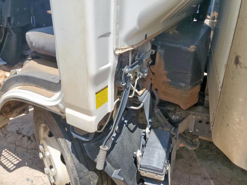 54DC4W1D9NS201991 - 2022 ISUZU NPR HD WHITE photo 12