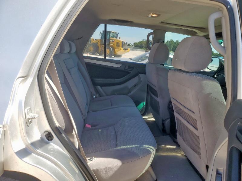 JTEZU14RX58040889 - 2005 TOYOTA 4RUNNER SR5 Gümüş fotoğraf 11